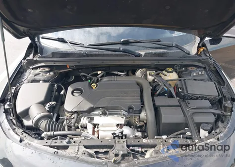 2018 Chevrolet Malibu 1Fl from USA, damaged, VIN 1G1ZC5ST9JF199656